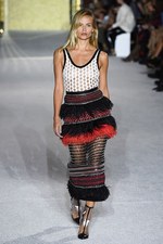 バルマン 2018年春夏コレクション - 程よい抜け感はグラマラスなムードを引き立てる｜写真88