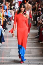 イーチ × アザー 2018年春夏コレクション - 無秩序な集合体は不気味さをはらむパラダイス｜写真6