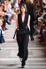 イーチ × アザー 2018年春夏コレクション - 無秩序な集合体は不気味さをはらむパラダイス｜写真17