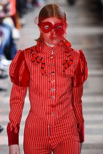 イーチ × アザー 2018年春夏コレクション - 無秩序な集合体は不気味さをはらむパラダイス｜写真32