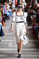 イーチ × アザー 2018年春夏コレクション - 無秩序な集合体は不気味さをはらむパラダイス｜写真37