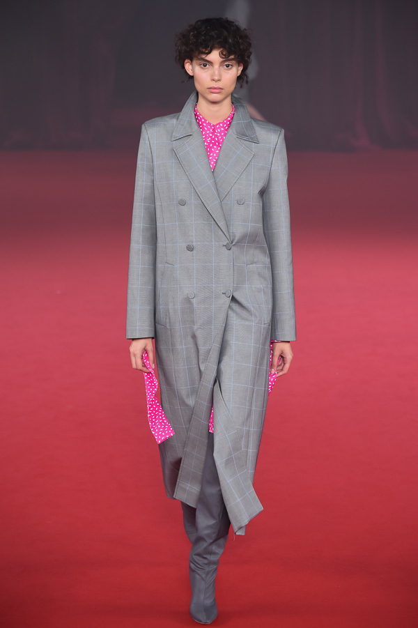 オフ-ホワイト  2018年春夏<span>コレクション</span> - 写真45