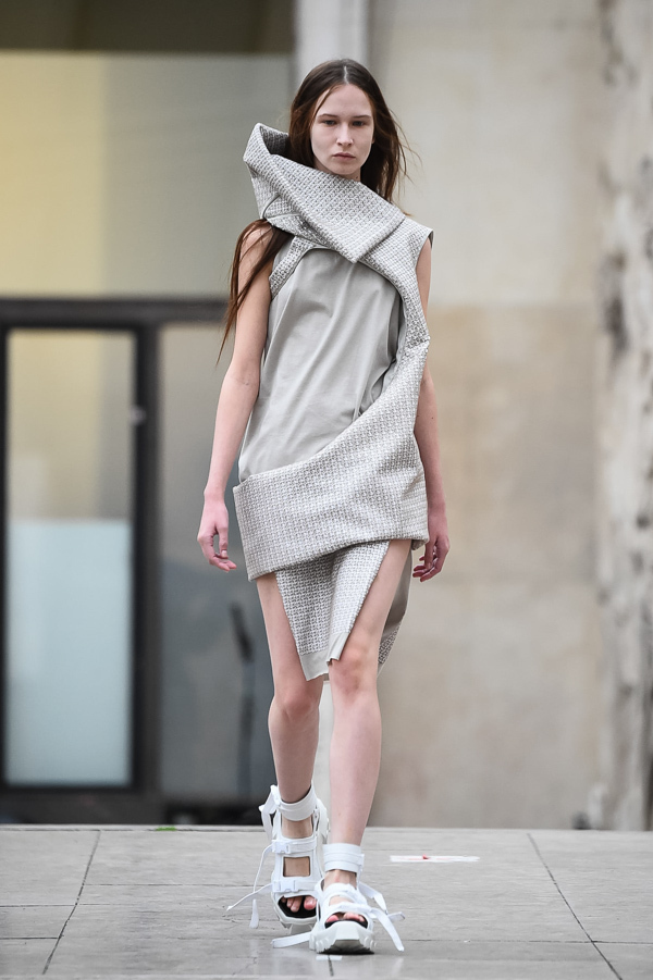 リック・オウエンス(Rick Owens) 2018年春夏ウィメンズコレクション  - 写真10