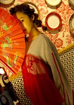 キャンディ ストリッパー×高橋愛、リメイク風のブルゾンやチュールワンピース - レッドをキーカラーに｜写真2