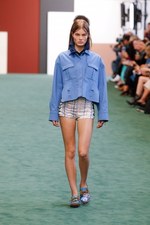 カルヴェン 2018年春夏コレクション - 新生カルヴェンデビューショーは若々しく慎ましく｜写真6