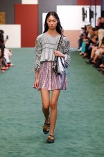 カルヴェン 2018年春夏コレクション - 新生カルヴェンデビューショーは若々しく慎ましく｜写真20