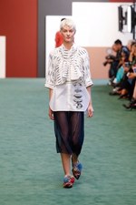 カルヴェン 2018年春夏コレクション - 新生カルヴェンデビューショーは若々しく慎ましく｜写真22