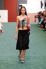 カルヴェン 2018年春夏コレクション - 新生カルヴェンデビューショーは若々しく慎ましく｜写真31