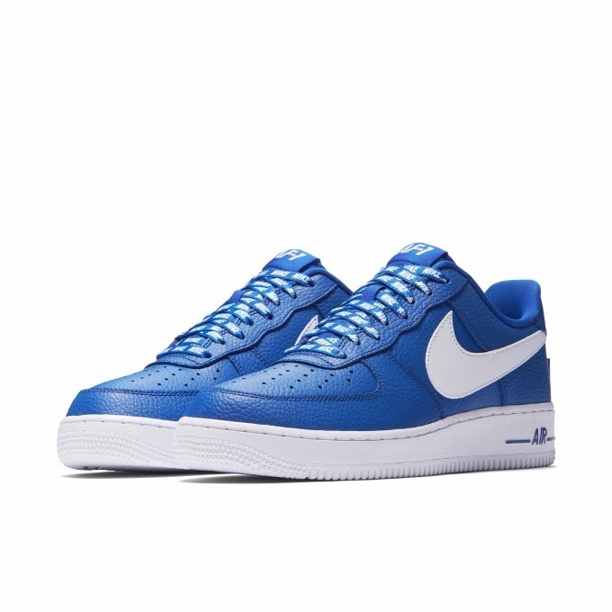 NIKE　【大人気】　【希少】　エアフォース1　NBAモデル　ブルー NIKE 【大人気】 【希少】 エアフォース1 NBAモデル ブルー