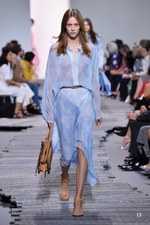 マイケル・コース コレクション 2018年春夏、ペールカラーで表現するトロピカルムード｜写真13