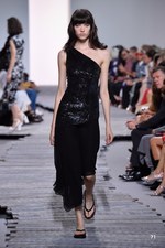 マイケル・コース コレクション 2018年春夏、ペールカラーで表現するトロピカルムード｜写真71