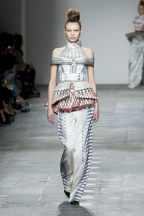 メアリー カトランズ(Mary Katrantzou) 2012-13年秋冬 ウィメンズコレクション  - 写真3