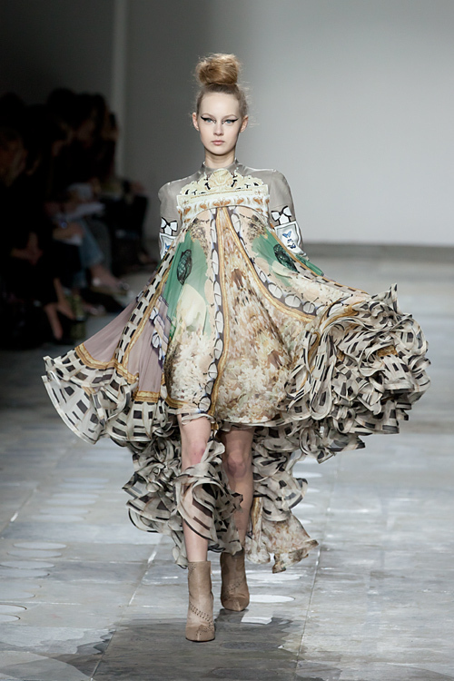 メアリー カトランズ(Mary Katrantzou) 2012-13年秋冬 ウィメンズコレクション  - 写真9