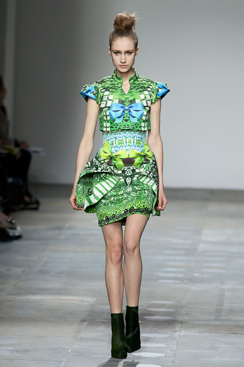 メアリー カトランズ(Mary Katrantzou) 2012-13年秋冬 ウィメンズコレクション  - 写真23