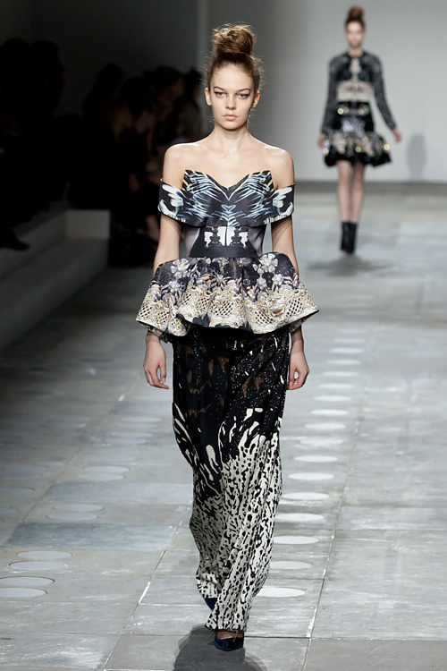 メアリー カトランズ(Mary Katrantzou) 2012-13年秋冬 ウィメンズコレクション  - 写真28