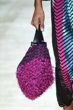 イッセイミヤケ 2018年春夏コレクション - アイスランドへの愛を朧気な記憶で手繰り寄せて｜写真11