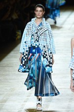 イッセイミヤケ 2018年春夏コレクション - アイスランドへの愛を朧気な記憶で手繰り寄せて｜写真31