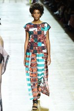 イッセイミヤケ 2018年春夏コレクション - アイスランドへの愛を朧気な記憶で手繰り寄せて｜写真52