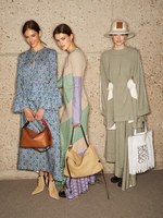 ロエベ 2018年春夏ウィメンズコレクション -  アートピースを探しに旅するロエベウーマン｜写真62