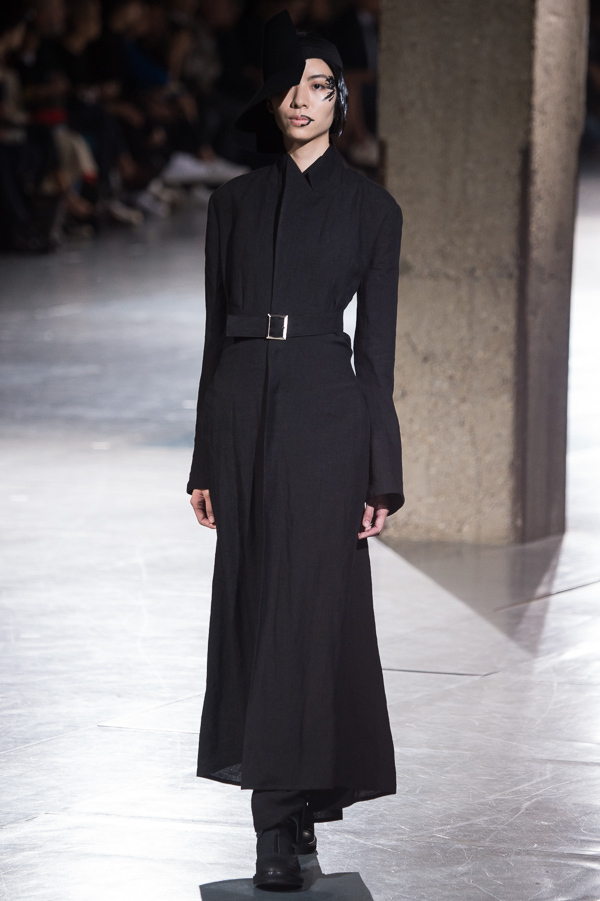 ヨウジヤマモト(Yohji Yamamoto) 2018年春夏ウィメンズコレクション  - 写真53