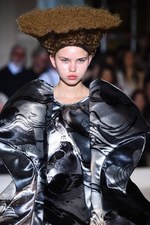 コム デ ギャルソン 2018年春夏コレクション - 様々な才能を集めて作る、洋服の新しい形｜写真5