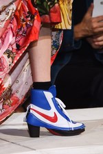 コム デ ギャルソン 2018年春夏コレクション - 様々な才能を集めて作る、洋服の新しい形｜写真12