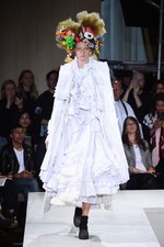 コム デ ギャルソン 2018年春夏コレクション - 様々な才能を集めて作る、洋服の新しい形｜写真18