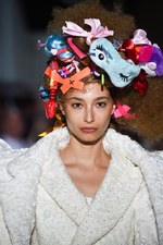 コム デ ギャルソン 2018年春夏コレクション - 様々な才能を集めて作る、洋服の新しい形｜写真22