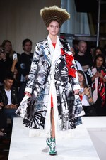 コム デ ギャルソン 2018年春夏コレクション - 様々な才能を集めて作る、洋服の新しい形｜写真24