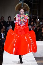 コム デ ギャルソン 2018年春夏コレクション - 様々な才能を集めて作る、洋服の新しい形｜写真37