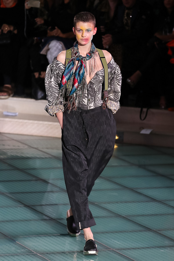 アンドレアス・クロンターラー フォー ヴィヴィアン・ウエストウッド(Andreas Kronthaler for Vivienne Westwood) 2018年春夏ウィメンズコレクション  - 写真52