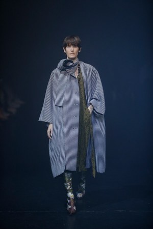 バレンシアガ(BALENCIAGA) 2018年春夏ウィメンズコレクション  - 写真15