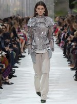 ヴァレンティノ2018年春夏コレクション - 前衛的な視点が告げる、新しい春の訪れ｜写真3