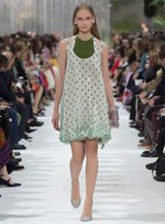 ヴァレンティノ2018年春夏コレクション - 前衛的な視点が告げる、新しい春の訪れ｜写真28