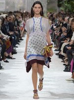 ヴァレンティノ2018年春夏コレクション - 前衛的な視点が告げる、新しい春の訪れ｜写真36