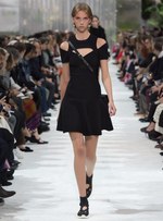 ヴァレンティノ2018年春夏コレクション - 前衛的な視点が告げる、新しい春の訪れ｜写真55