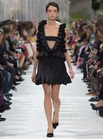 ヴァレンティノ2018年春夏コレクション - 前衛的な視点が告げる、新しい春の訪れ｜写真73