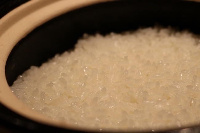 土鍋ごはん専門店「恵比寿 米ル」恵比寿にオープン - メインは”白米”、焼魚や味噌汁をコースで｜写真5