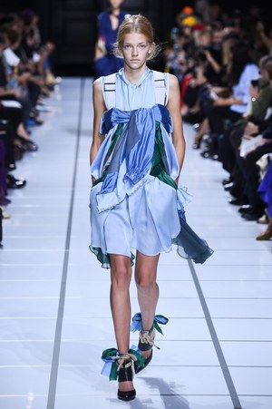 sacai 2018年春夏コレクション - 軽やかに楽しくsacai流ミックスマッチスタイル｜写真2