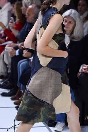 sacai 2018年春夏コレクション - 軽やかに楽しくsacai流ミックスマッチスタイル｜写真9