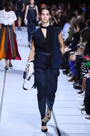 sacai 2018年春夏コレクション - 軽やかに楽しくsacai流ミックスマッチスタイル｜写真41