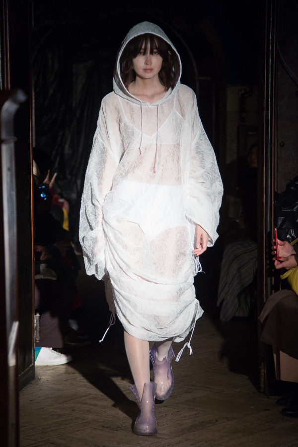 イクミ 2018年春夏<span>コレクション</span> - 写真1