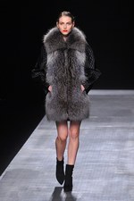 スポーツマックス 2012-13年秋冬コレクション - 都会に生きる現代女性のラグジュアリーな戦闘服｜写真13