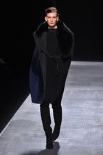 スポーツマックス 2012-13年秋冬コレクション - 都会に生きる現代女性のラグジュアリーな戦闘服｜写真27