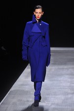 スポーツマックス 2012-13年秋冬コレクション - 都会に生きる現代女性のラグジュアリーな戦闘服｜写真32