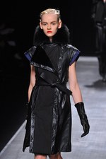 スポーツマックス 2012-13年秋冬コレクション - 都会に生きる現代女性のラグジュアリーな戦闘服｜写真54