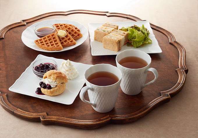 タリーズの新業態 タリーズ コーヒー Tea 横浜元町に 限定紅茶を提供 スコーンやワッフルも ファッションプレス