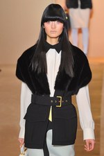 マルニ(MARNI) 2012-13年秋冬コレクション - レイヤードで魅せる冬のフェミニンスタイル｜写真16
