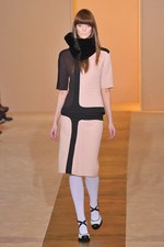 マルニ(MARNI) 2012-13年秋冬コレクション - レイヤードで魅せる冬のフェミニンスタイル｜写真18