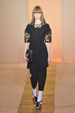 マルニ(MARNI) 2012-13年秋冬コレクション - レイヤードで魅せる冬のフェミニンスタイル｜写真59